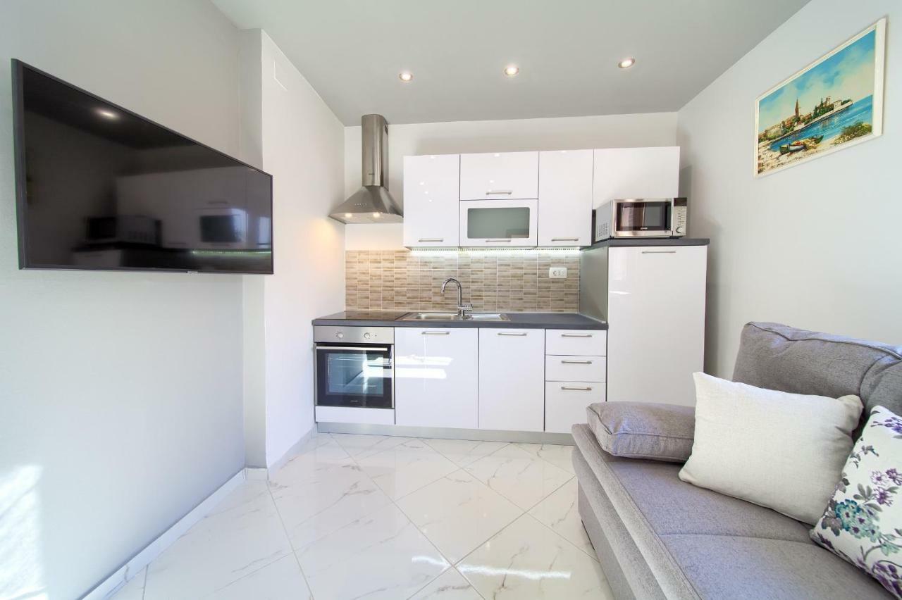 Nadija Studio Apartmani Krk Town Eksteriør billede