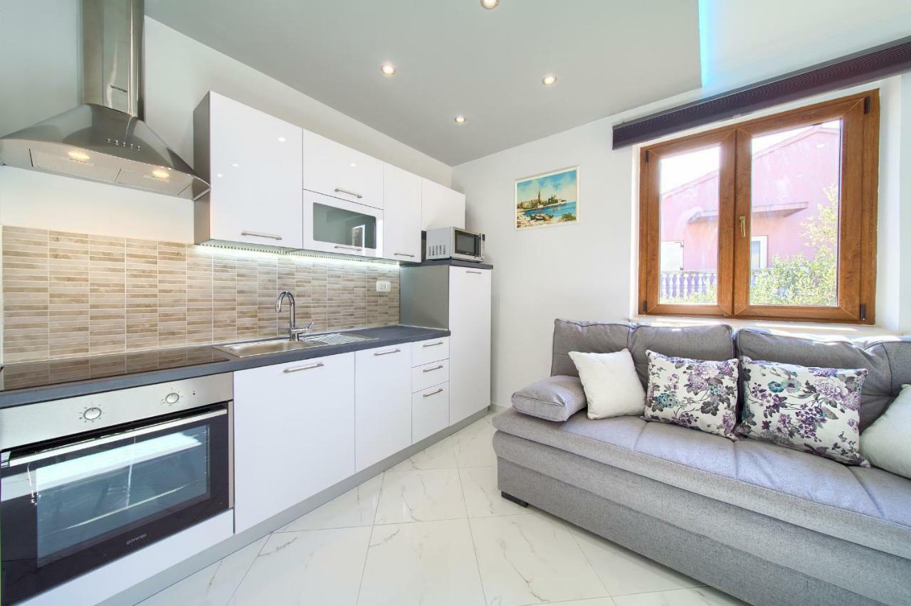 Nadija Studio Apartmani Krk Town Eksteriør billede