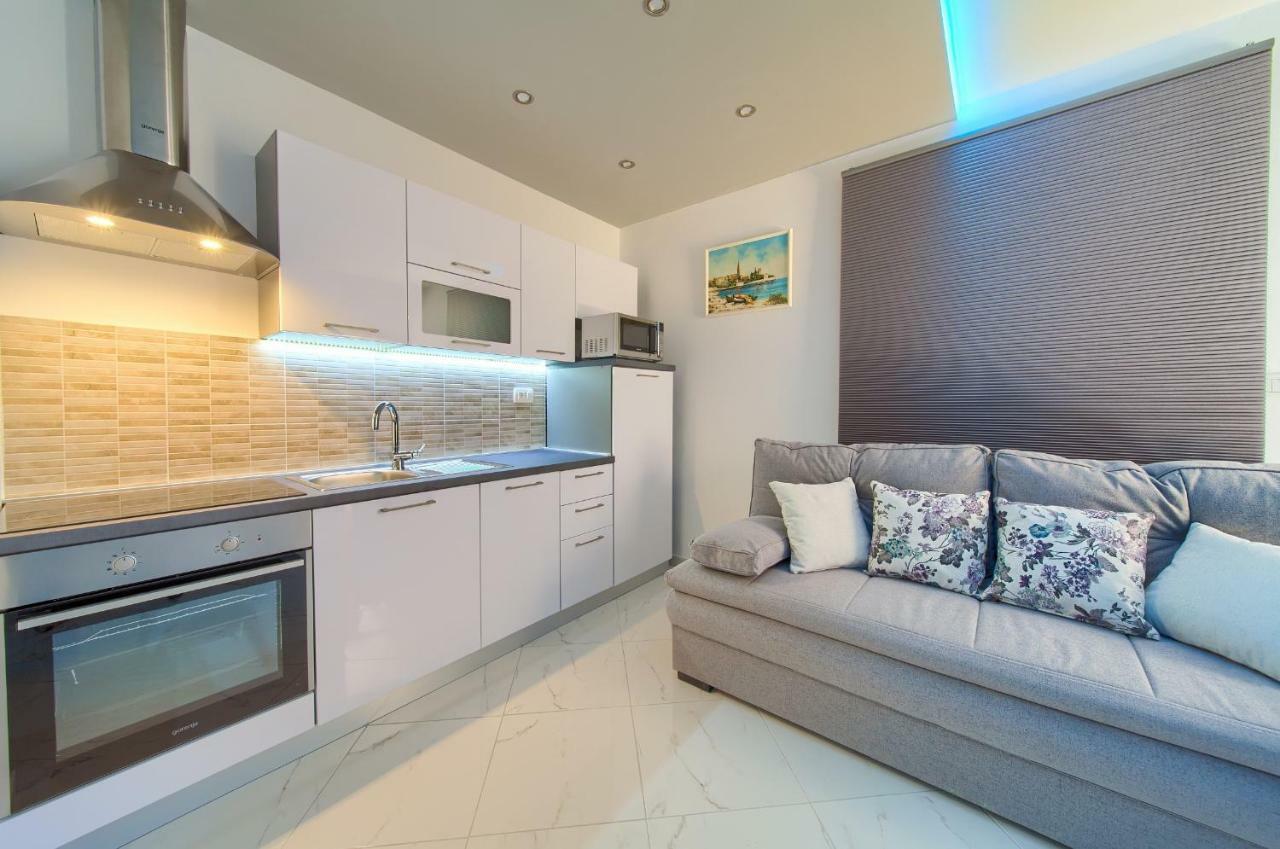 Nadija Studio Apartmani Krk Town Eksteriør billede